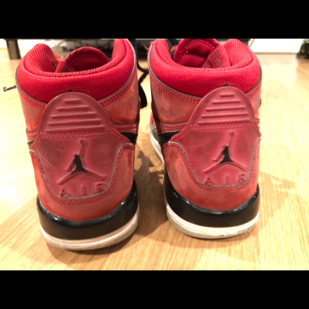 Nike Jordan boys sneakers